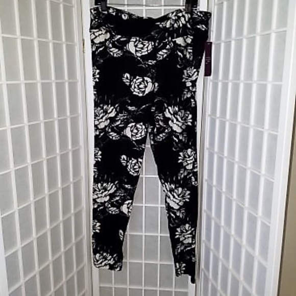 Gloria Vanderbilt Pants - Size 2X Black Floral Active Leggings